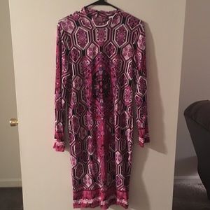 VENUS Dresses - Gorgeous stained glass long sleeve dress VENUS Dresses - Gorgeous stained glass long sleeve dress